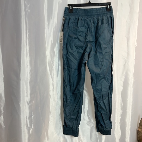 A new day women’s pant 1819 - Picture 2 of 3